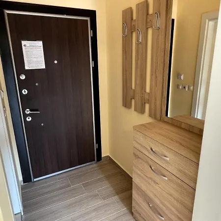 Stamopolu Lux Ground Floor プリモルスコ