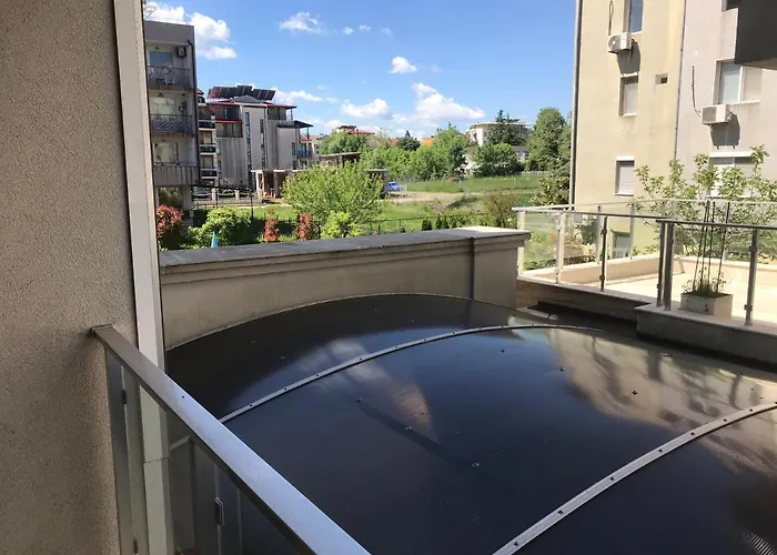 Hotell Stamopolu Lux Ground Floor