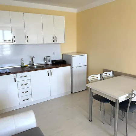 Готель Stamopolu Lux Ground Floor Приморсько